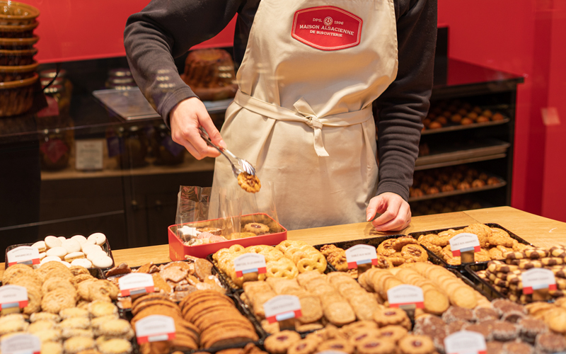 Spécialités biscuitières Maison Alsacienne de Biscuiterie Metz : bredele sablés, bredele moelleux, Kougelhopf, macarons...